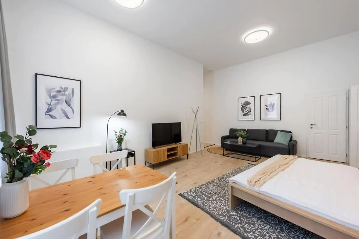 Elegant Spacious Old Town Studio Прага 0*,